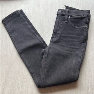 Madewell Women’s 10” High Rise Skinny Jeans in Faded Black